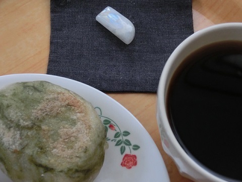 ムーンストーン抹茶